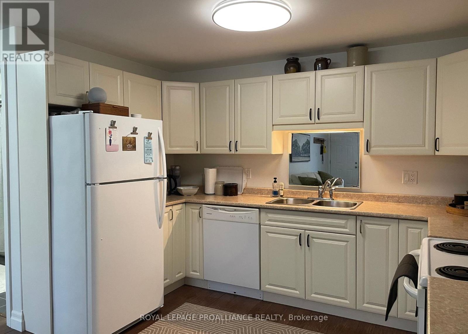 11 - 494 Metcalf Street, Tweed, Ontario  K0K 3J0 - Photo 6 - X12695582