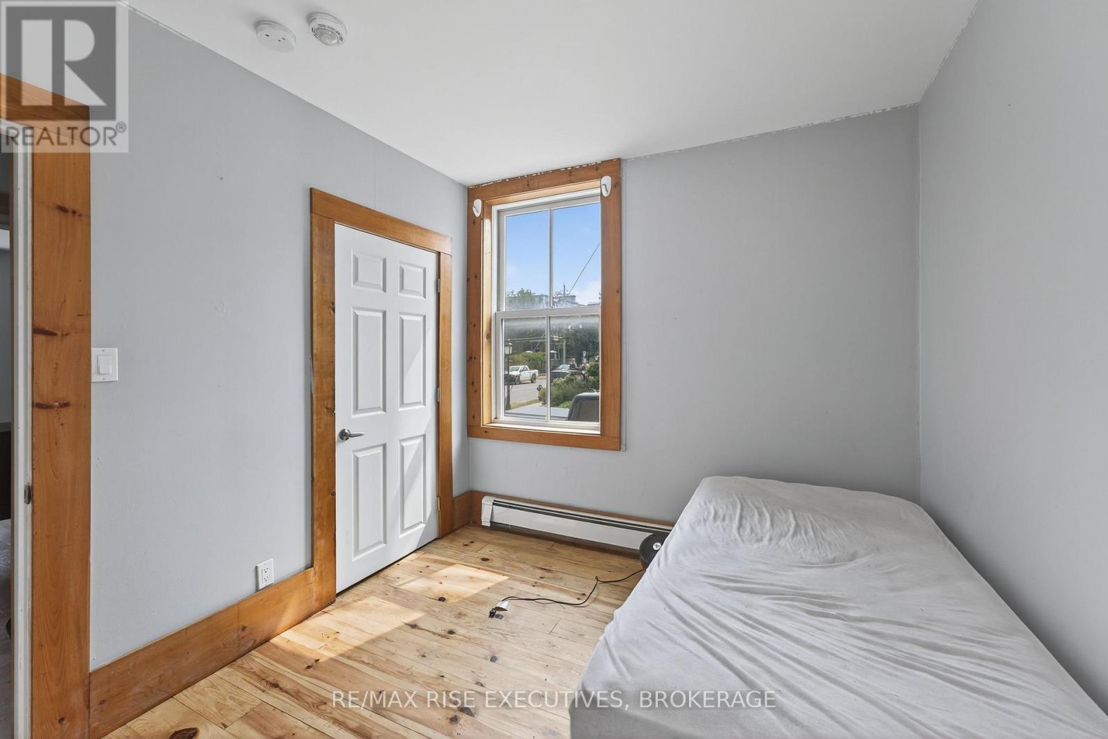 160 King Street E, Kingston, Ontario  K7L 3A2 - Photo 15 - X12695554