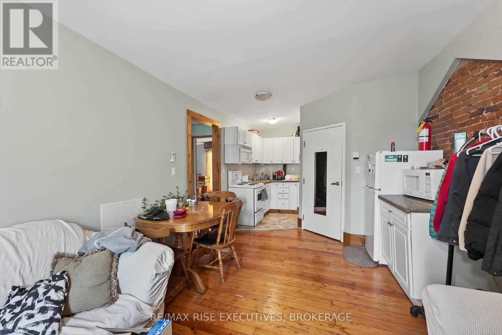 160 King Street E, Kingston, Ontario  K7L 3A2 - Photo 32 - X12695554