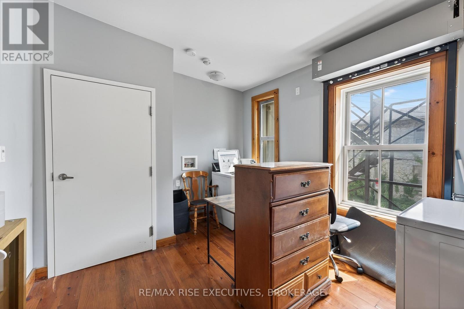 160 King Street E, Kingston, Ontario  K7L 3A2 - Photo 38 - X12695554