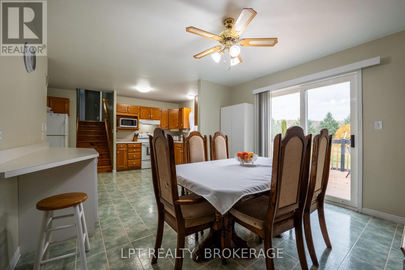 2202 Sands Road, Frontenac (Frontenac South), Ontario  K0H 1H0 - Photo 10 - X12695676