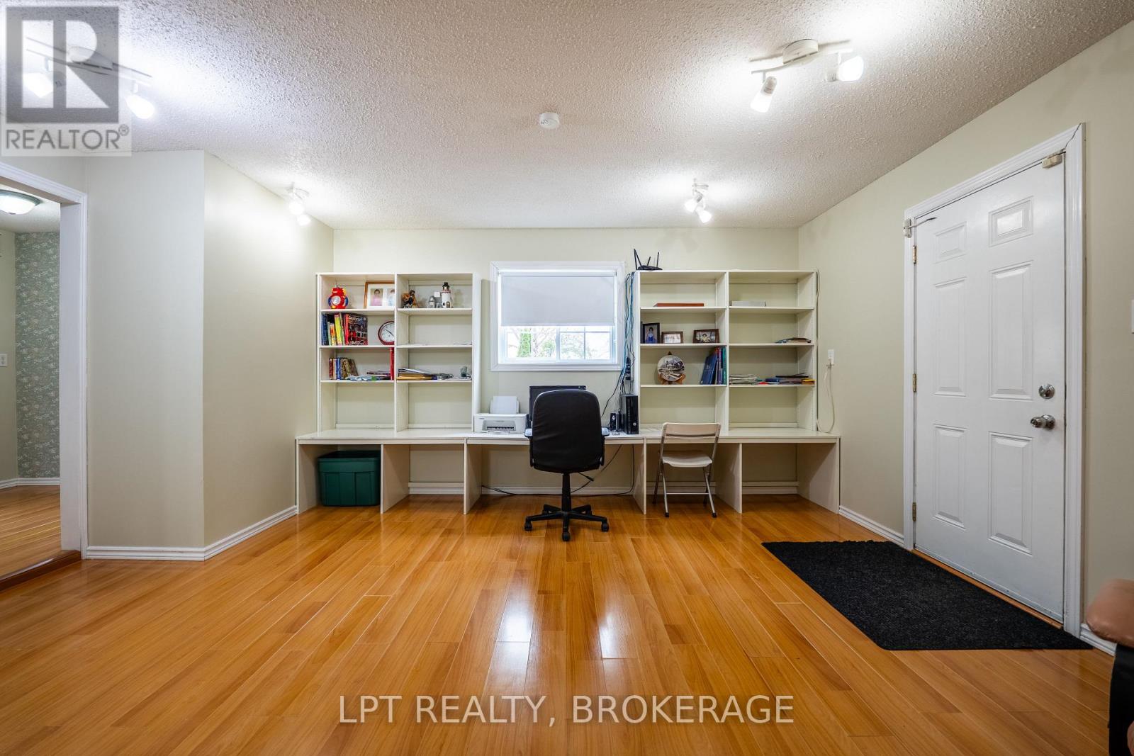 2202 Sands Road, Frontenac (Frontenac South), Ontario  K0H 1H0 - Photo 14 - X12695676