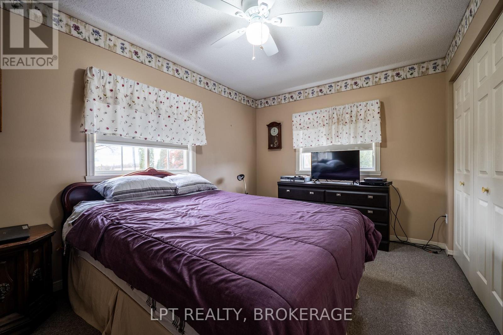 2202 Sands Road, Frontenac (Frontenac South), Ontario  K0H 1H0 - Photo 25 - X12695676