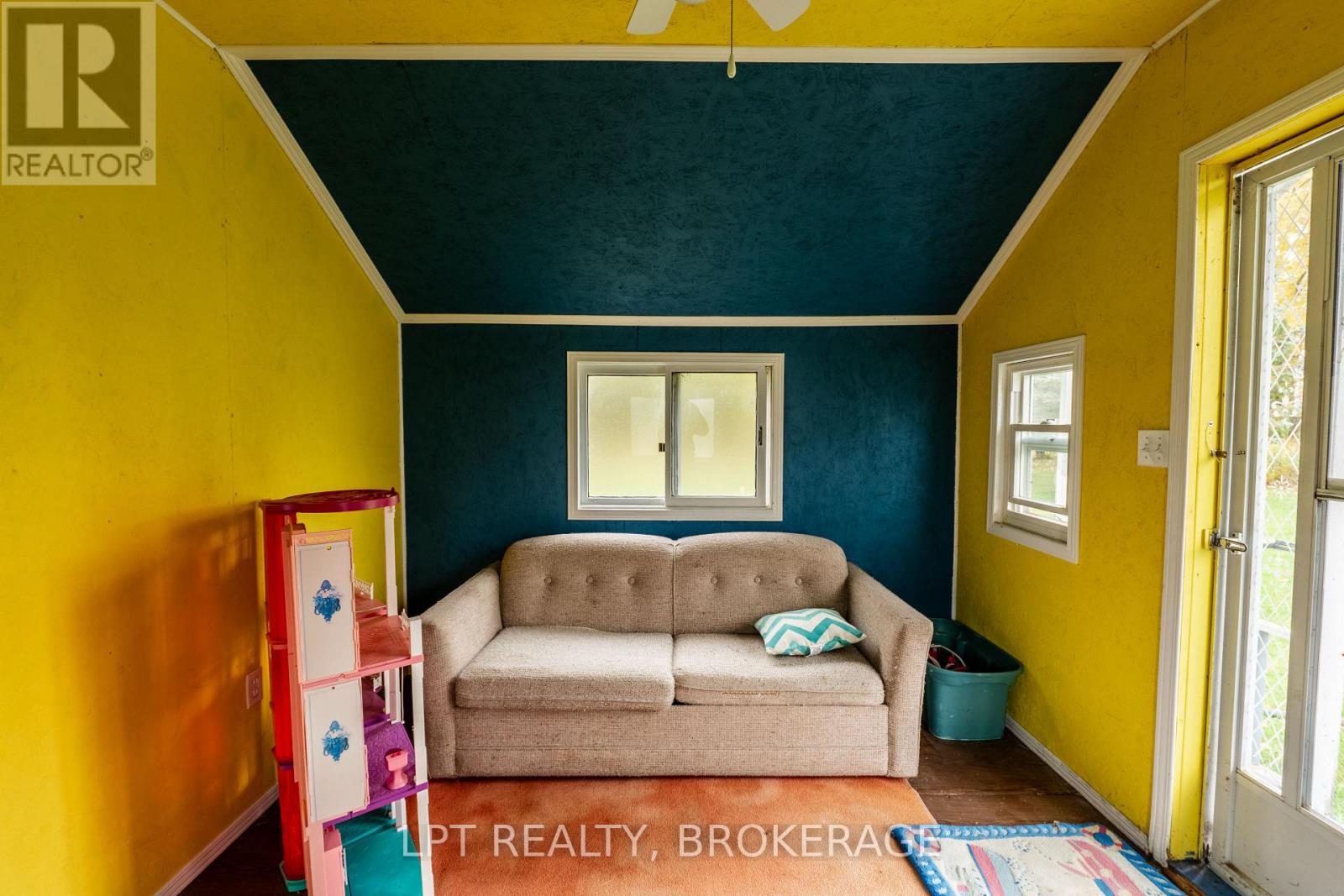 2202 Sands Road, Frontenac (Frontenac South), Ontario  K0H 1H0 - Photo 41 - X12695676