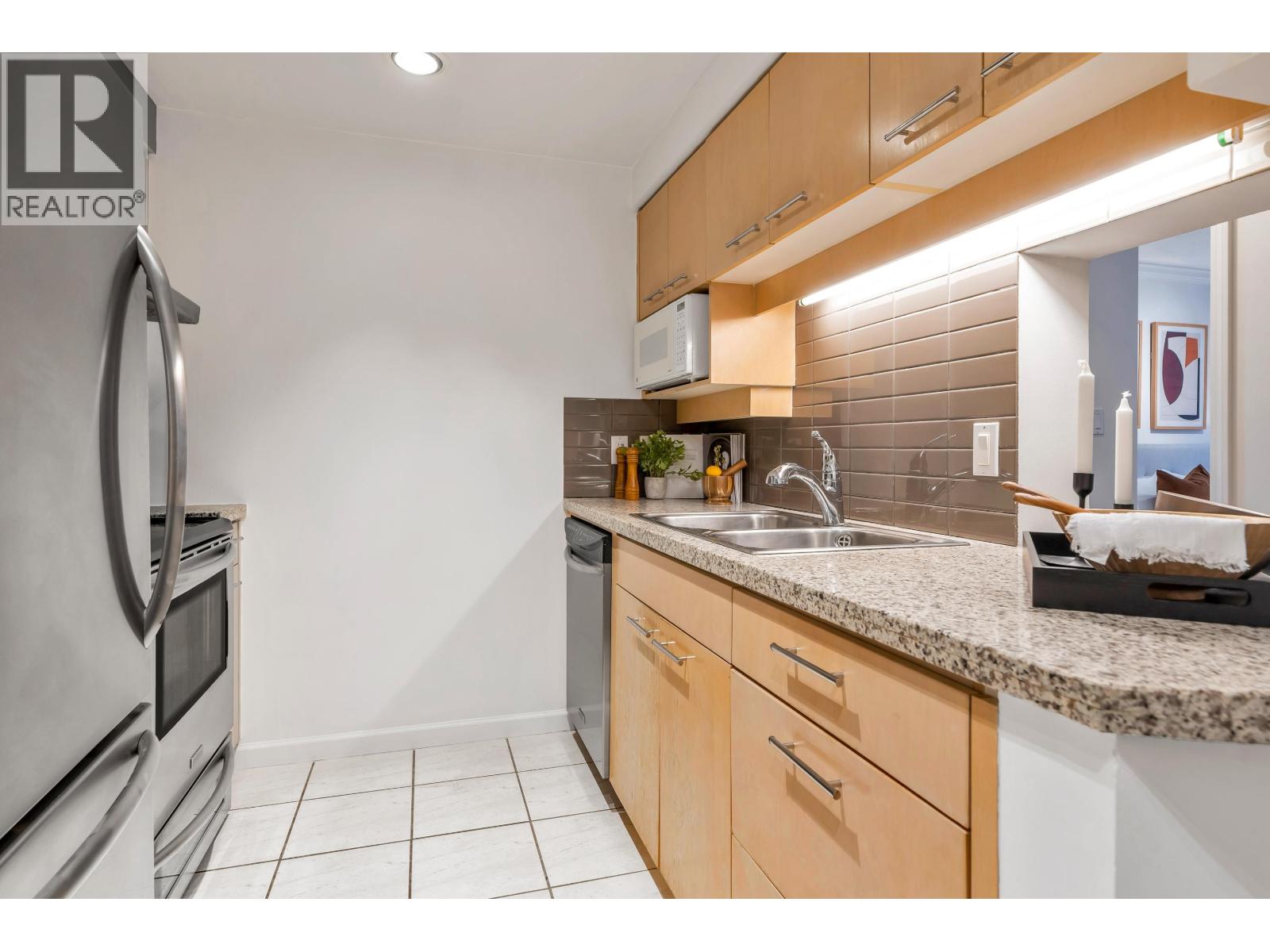 8a 199 Drake Street, Vancouver, British Columbia  V6Z 2T9 - Photo 12 - R3079177