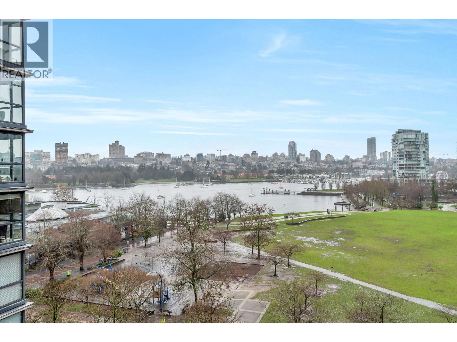 8a 199 Drake Street, Vancouver, British Columbia  V6Z 2T9 - Photo 1 - R3079177