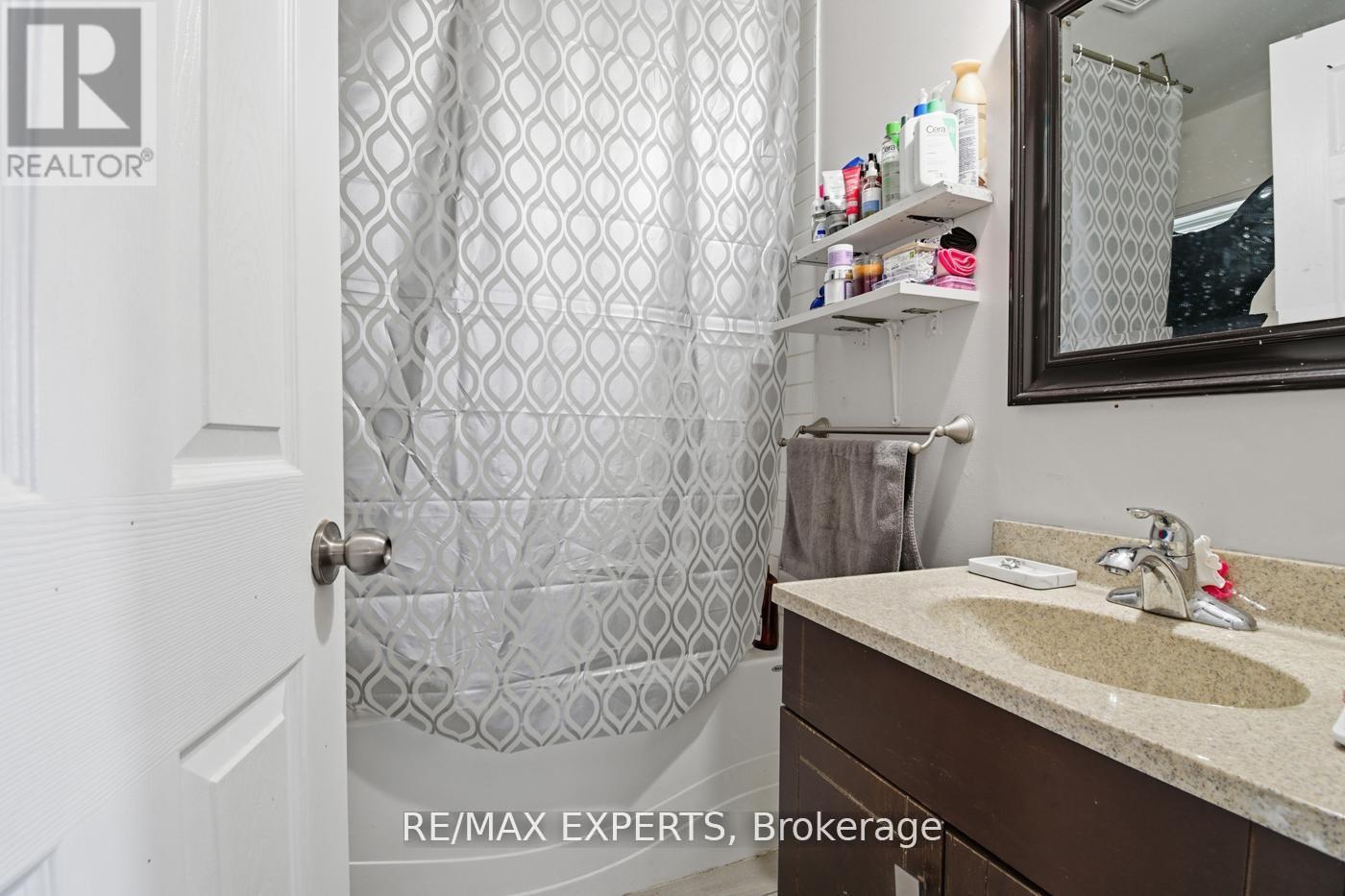 5459 Ontario Avenue, Niagara Falls, Ontario  L2E 3S4 - Photo 9 - X12695386