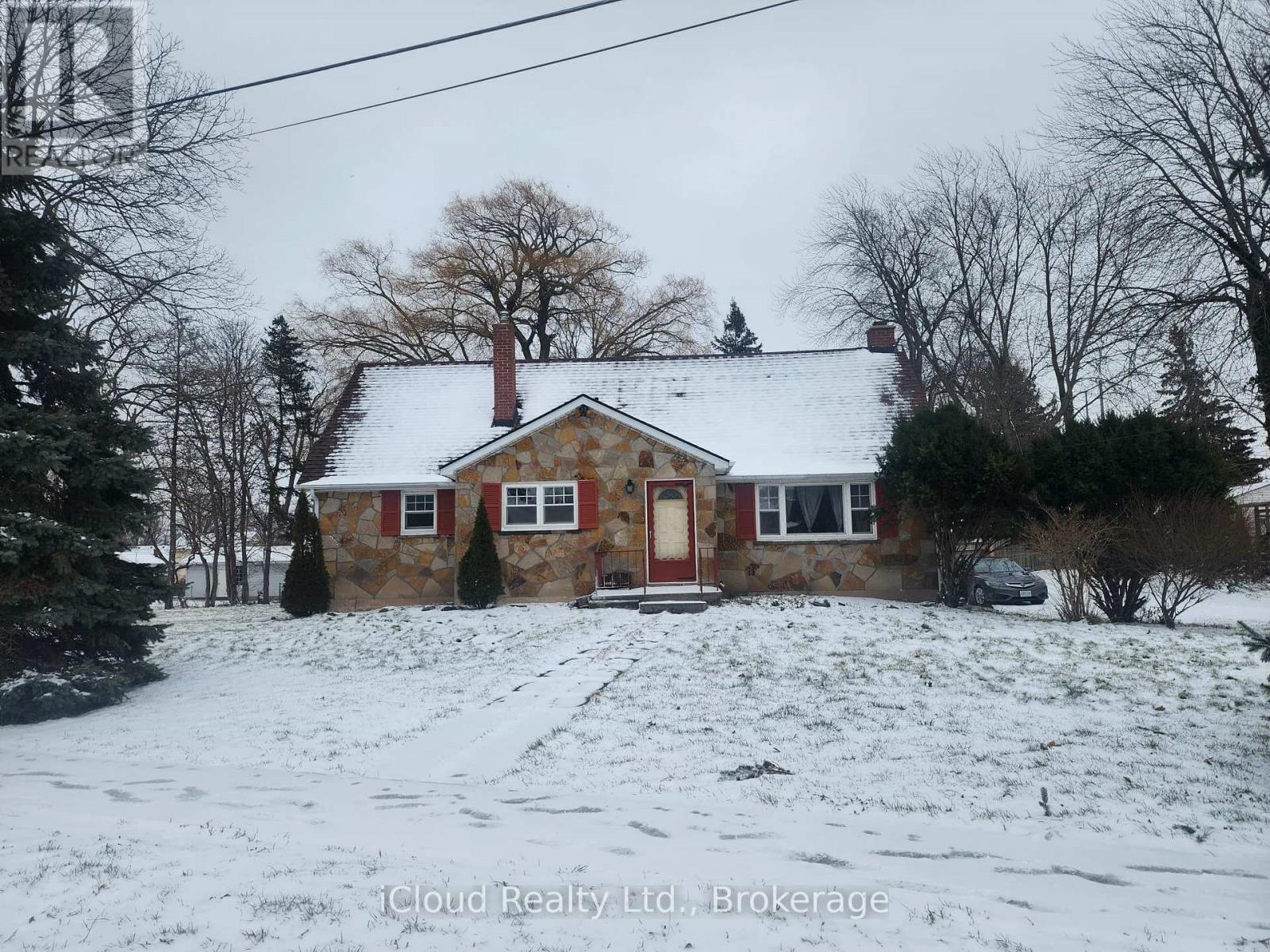 17 Goderich Street, Fort Erie, Ontario  L2A 3M3 - Photo 7 - X12695414