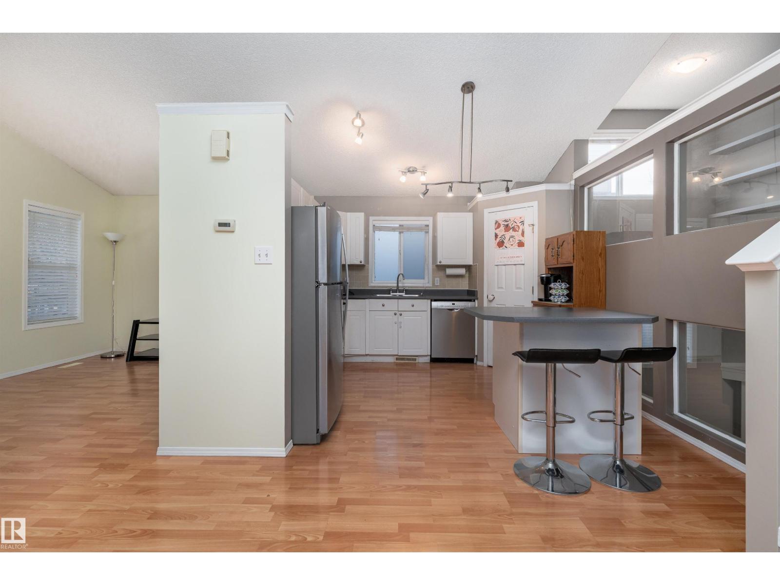 1204 Gillespie Cr Nw, Edmonton, Alberta  T5T 6M5 - Photo 11 - E4469968