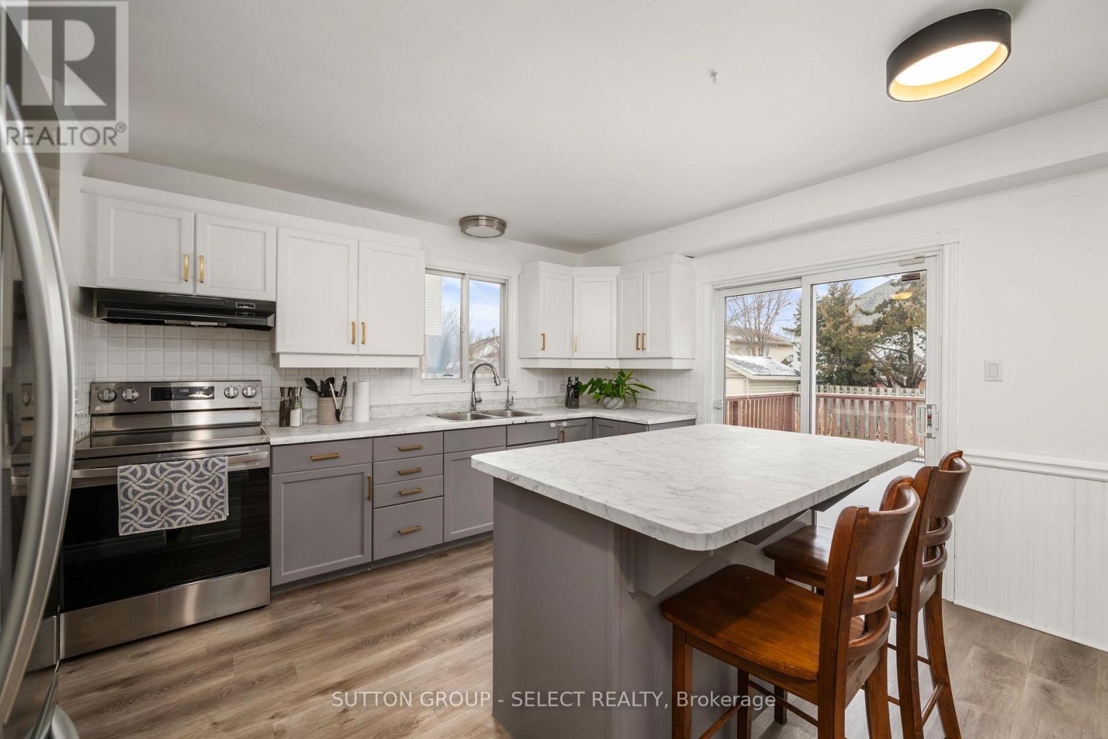 322 Lansdowne Avenue, Woodstock, Ontario  N4T 1M8 - Photo 12 - X12695570