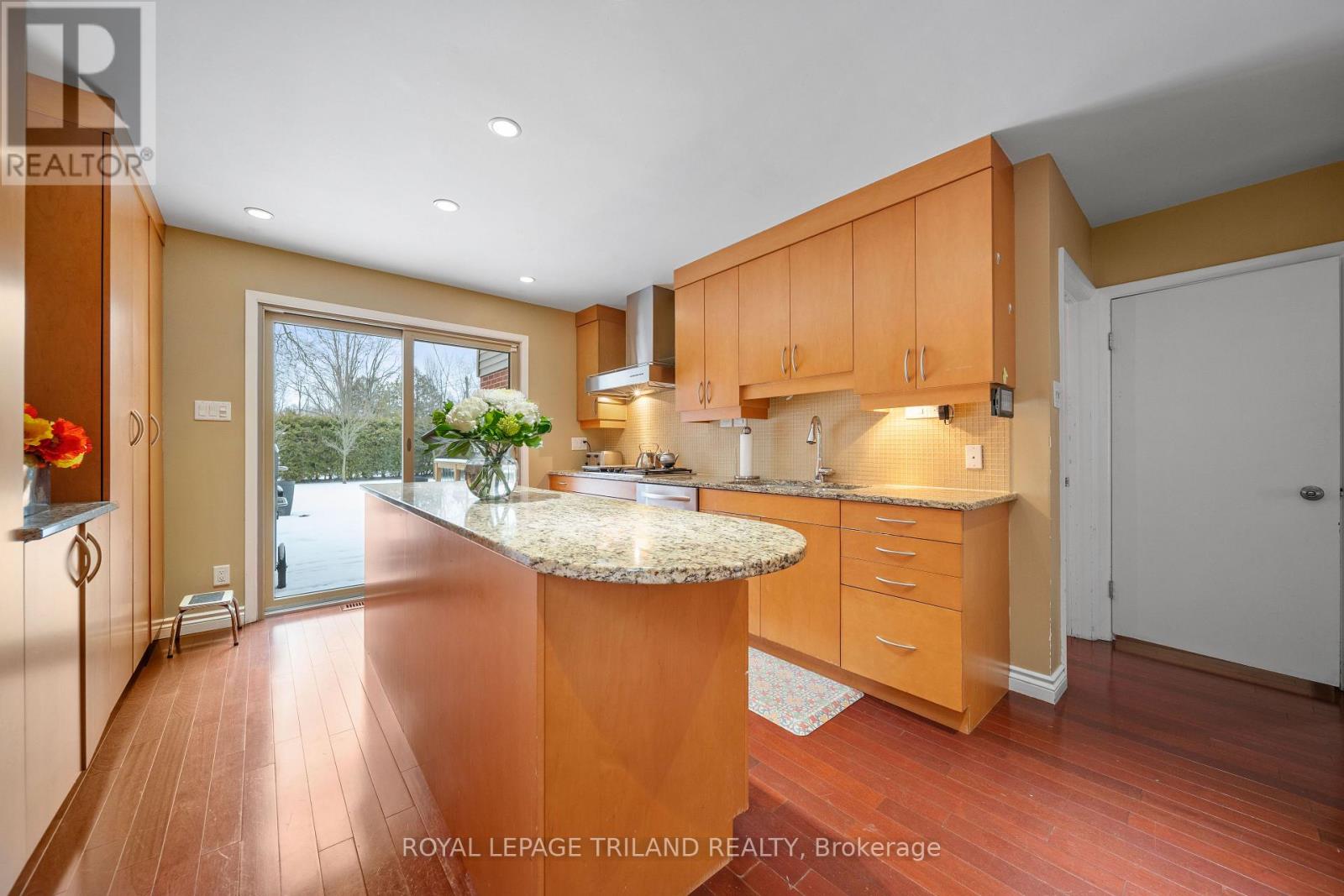 1104 The Parkway, London East, Ontario  N6A 2X3 - Photo 10 - X12695686