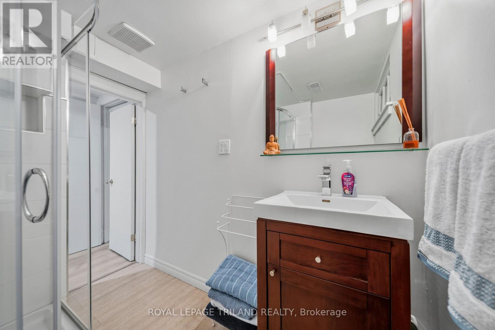 1104 The Parkway, London East, Ontario  N6A 2X3 - Photo 37 - X12695686