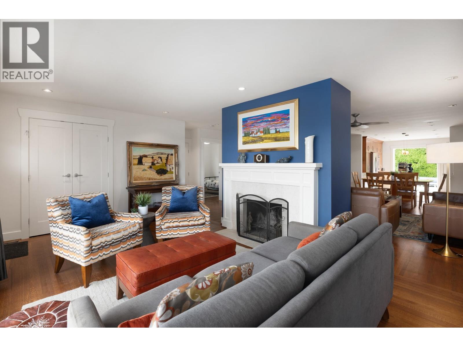 518 E 7th Street, North Vancouver, British Columbia  V7L 1S3 - Photo 8 - R3053731