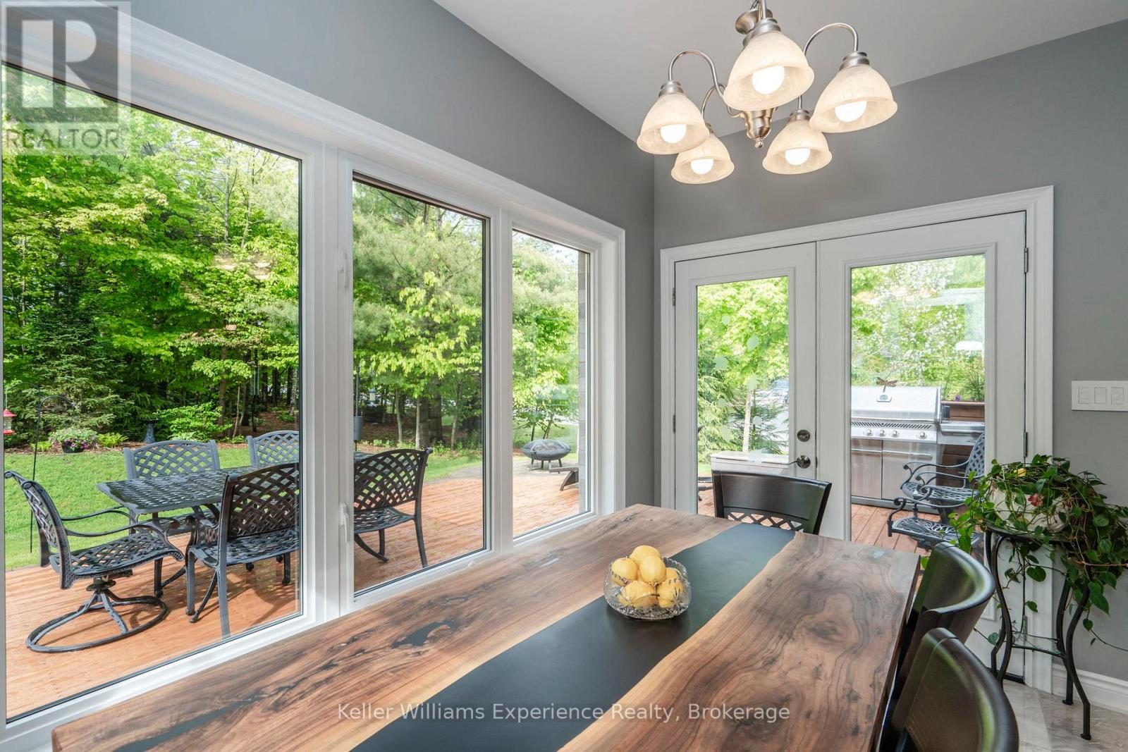 1 Topaz Court, Oro-Medonte (Sugarbush), Ontario  L0L 2E0 - Photo 10 - S12695610