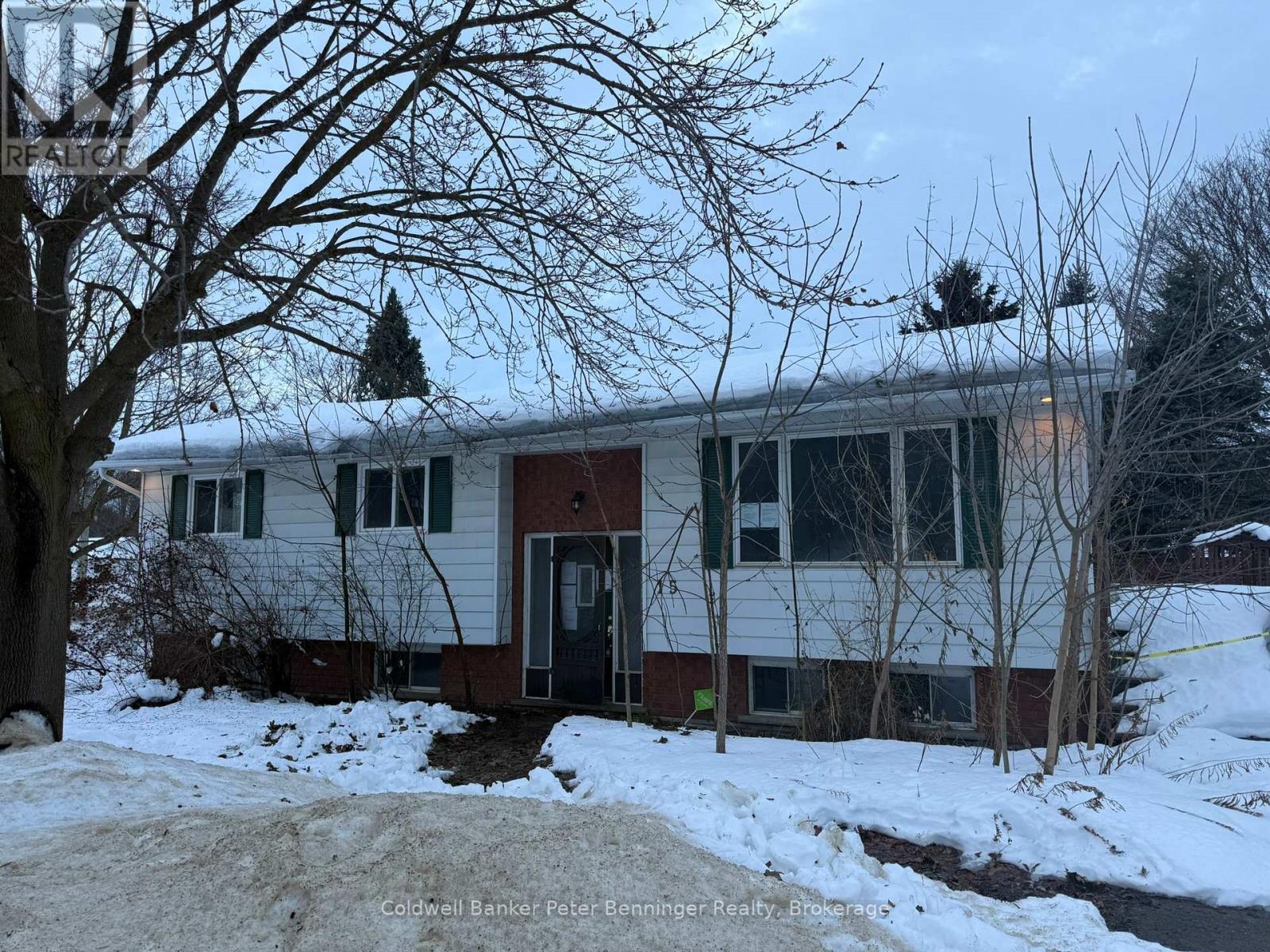 15 GEORGE STREET, Brockton, Ontario