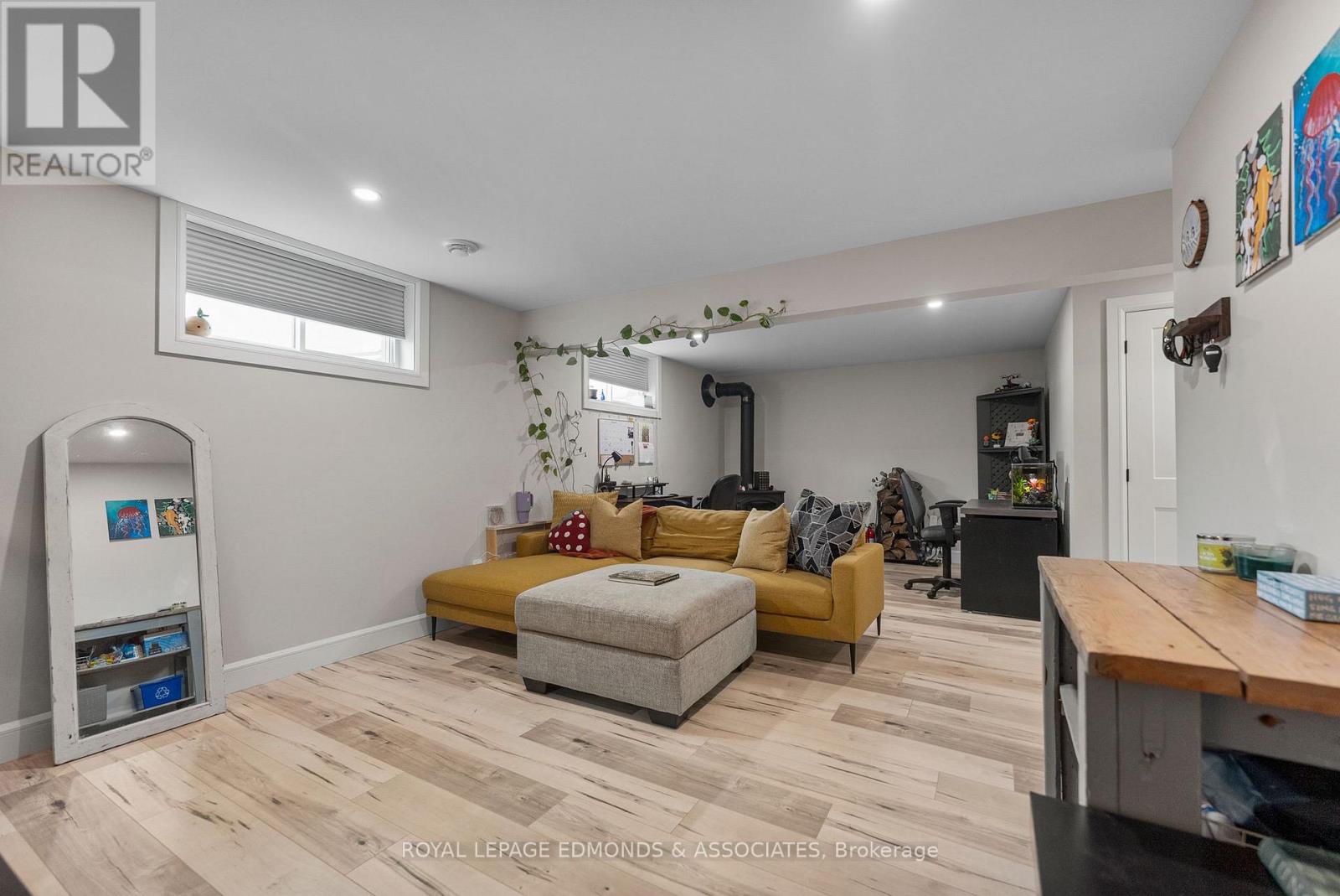 91 Sandy Beach Road, Laurentian Valley, Ontario  K8A 6W8 - Photo 27 - X12695520