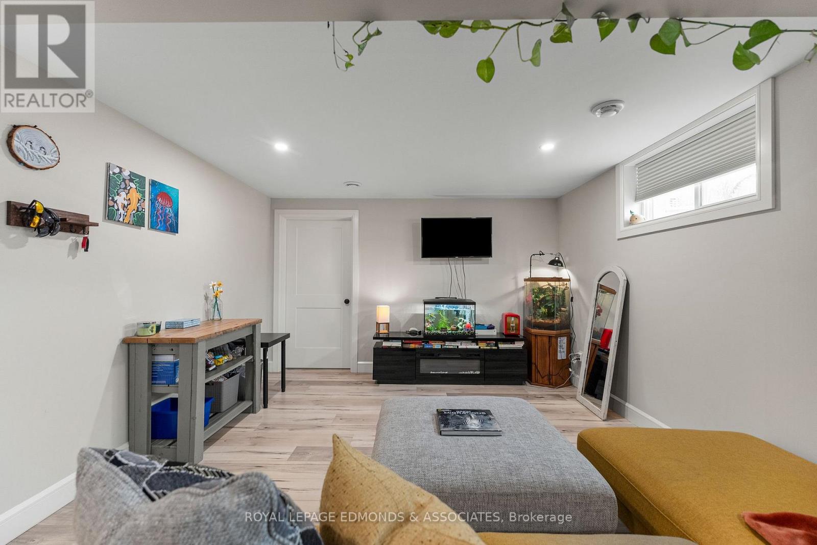 91 Sandy Beach Road, Laurentian Valley, Ontario  K8A 6W8 - Photo 28 - X12695520