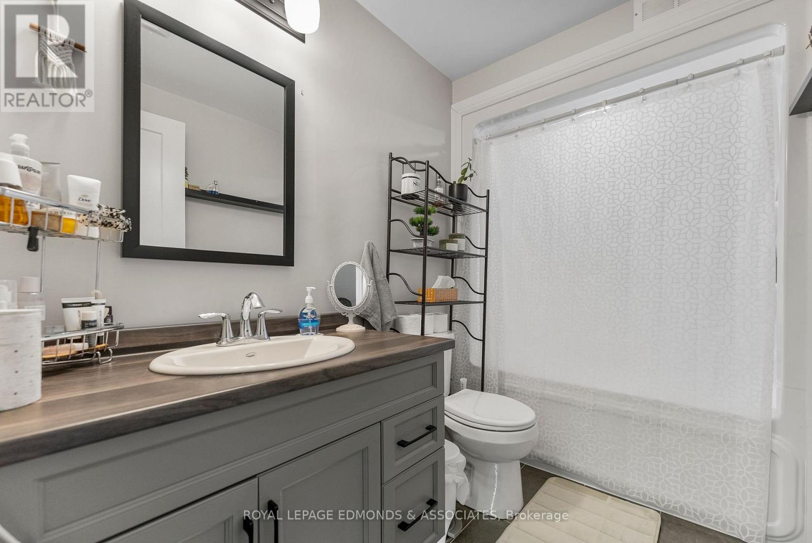 91 Sandy Beach Road, Laurentian Valley, Ontario  K8A 6W8 - Photo 36 - X12695520