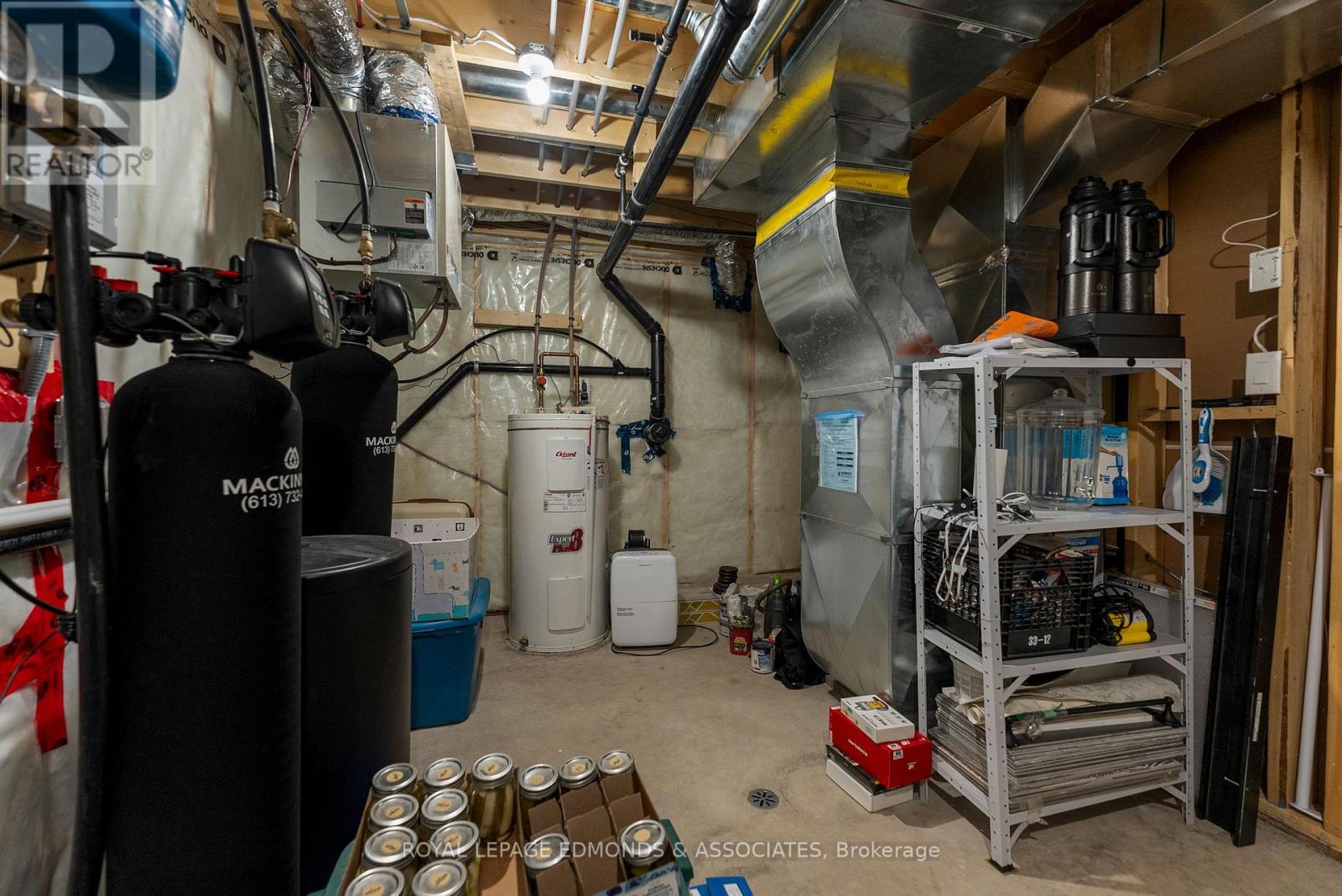 91 Sandy Beach Road, Laurentian Valley, Ontario  K8A 6W8 - Photo 38 - X12695520