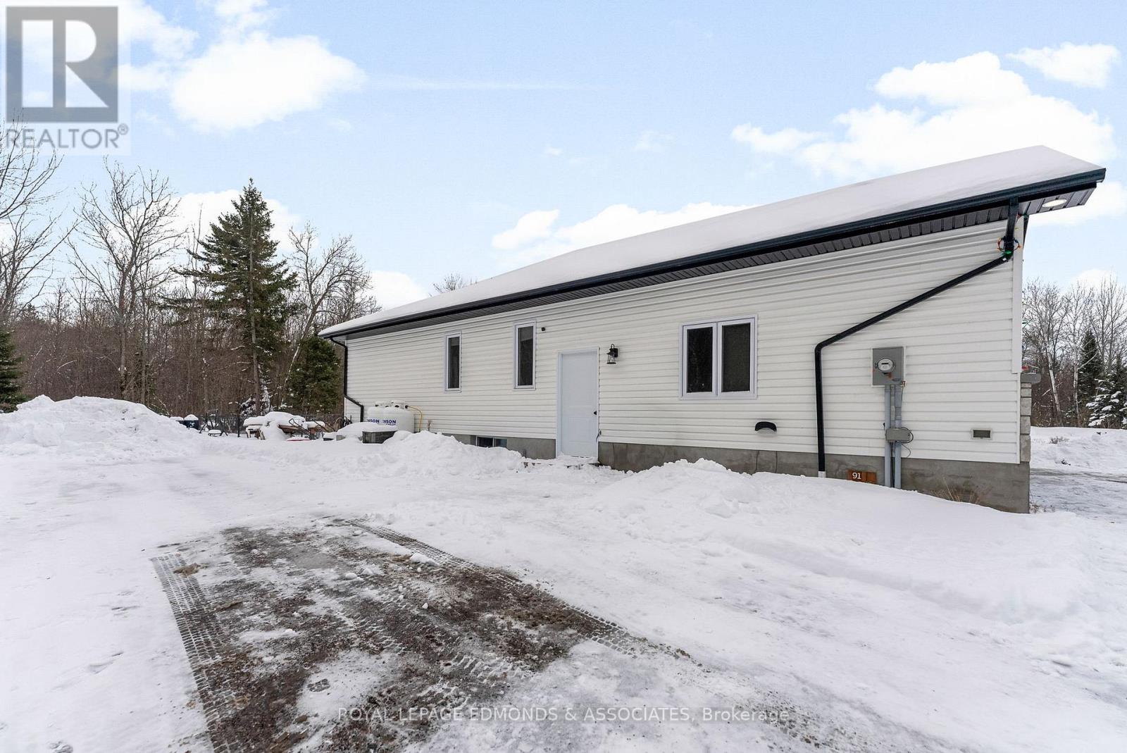 91 Sandy Beach Road, Laurentian Valley, Ontario  K8A 6W8 - Photo 44 - X12695520