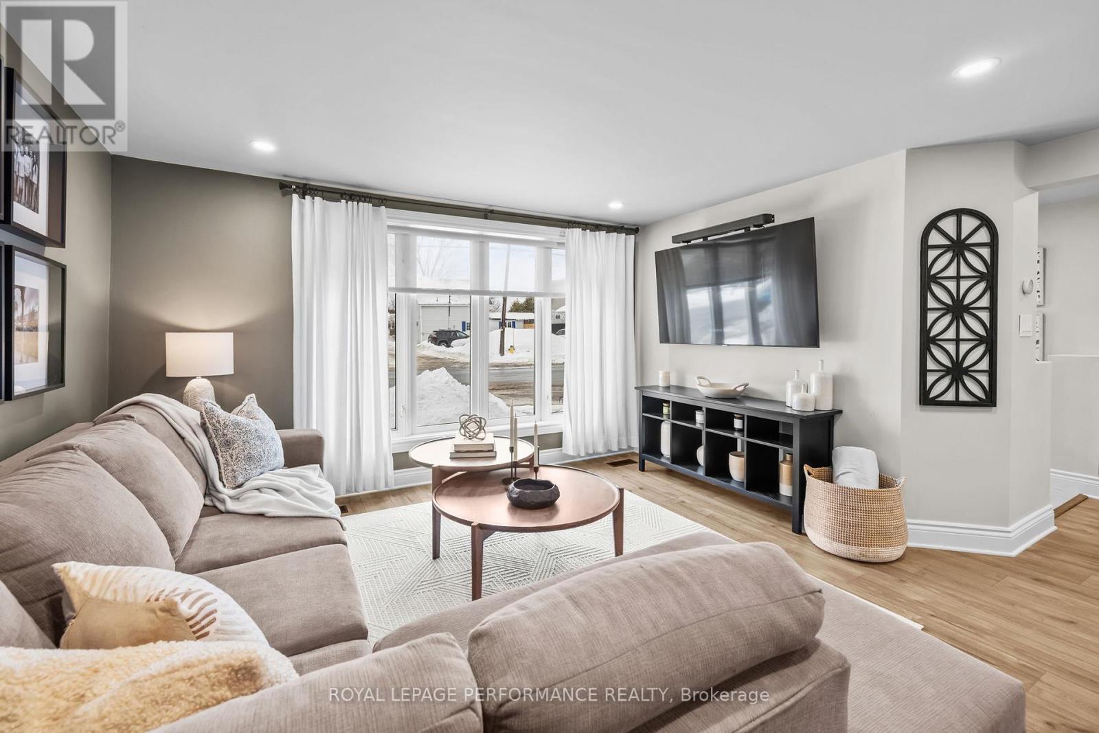 1133 Laurier Street, Clarence-Rockland, Ontario  K4K 1E3 - Photo 4 - X12695488