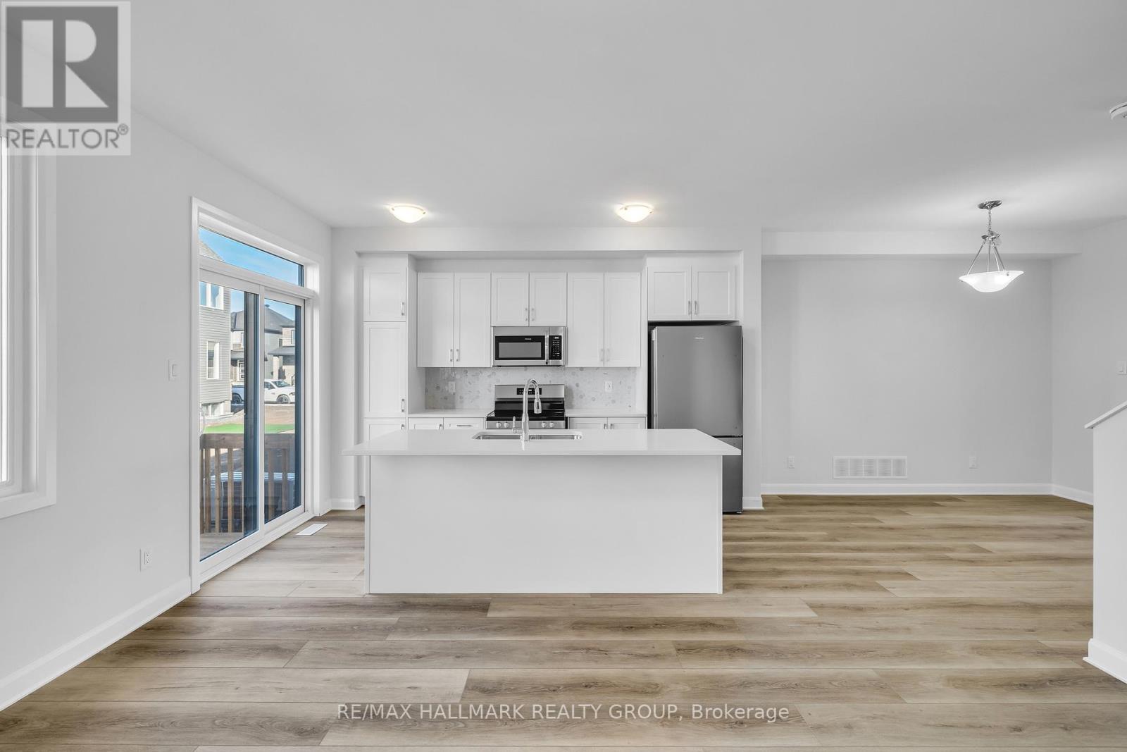 2526 Esprit Drive, Ottawa, Ontario  K4A 5T2 - Photo 8 - X12695578