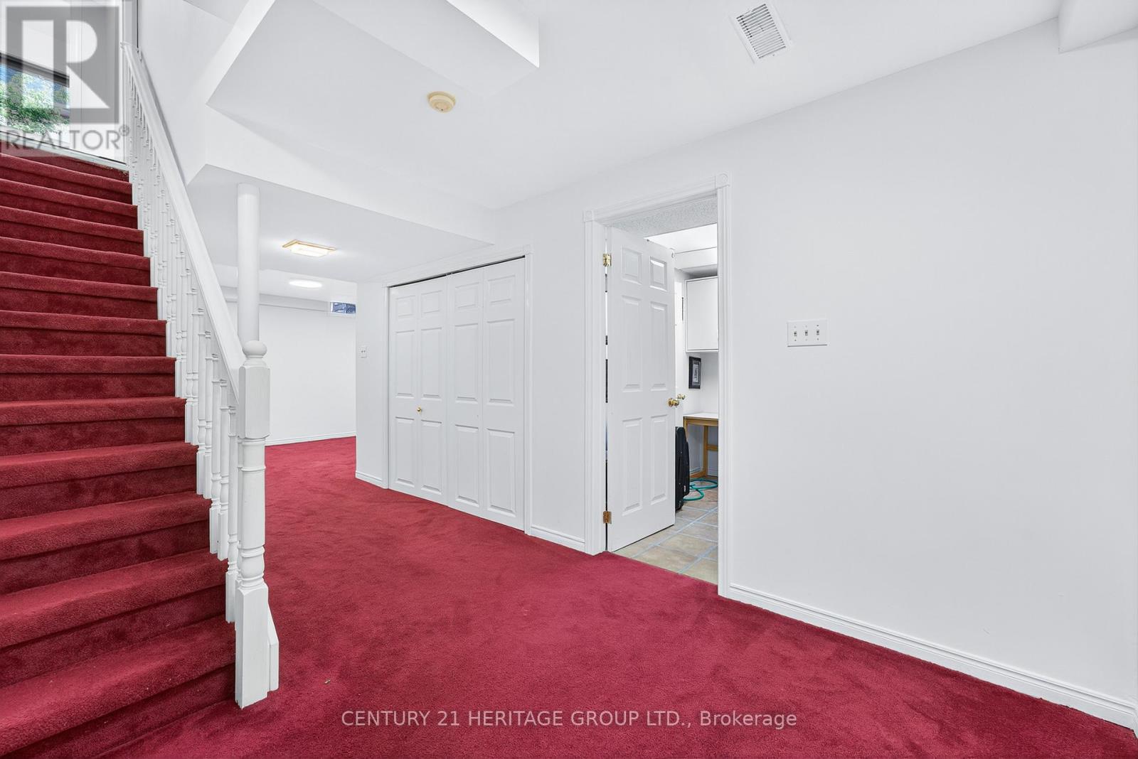 112 Sandfield Drive, Aurora, Ontario  L4G 6T3 - Photo 22 - N12695306