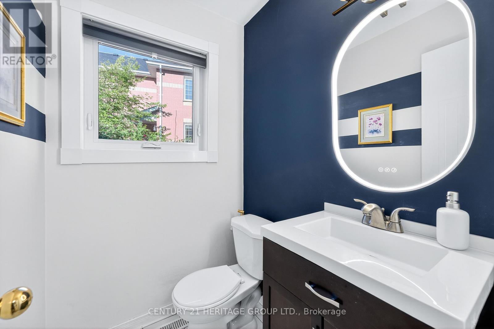 112 Sandfield Drive, Aurora, Ontario  L4G 6T3 - Photo 14 - N12695306