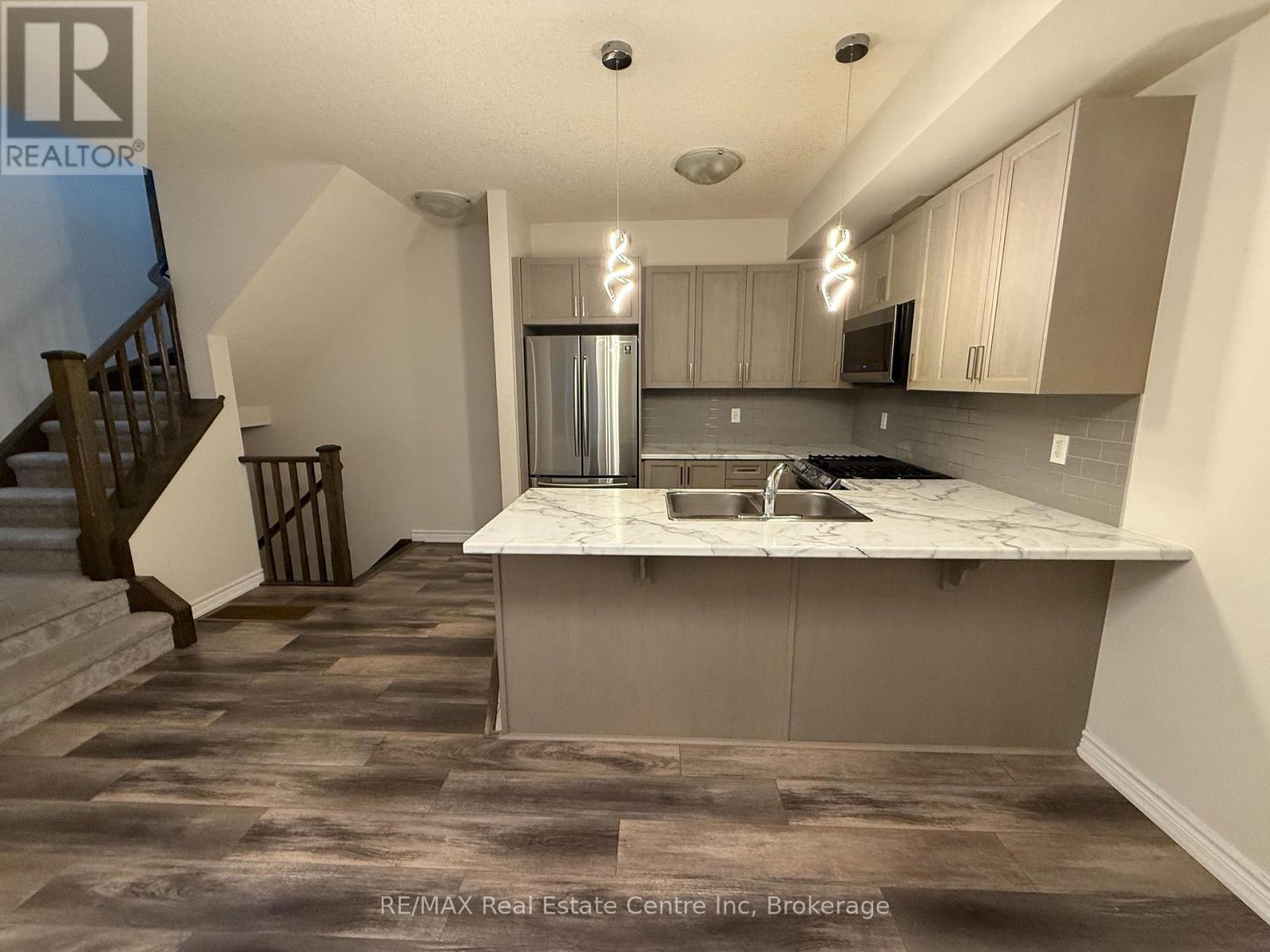 108 - 445 Ontario Street S, Milton, Ontario  L9T 9K4 - Photo 6 - W12695626