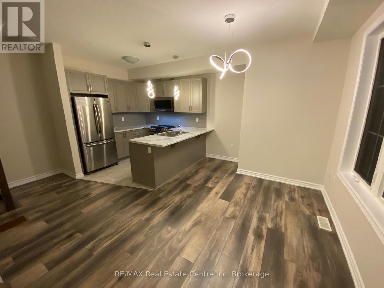 108 - 445 Ontario Street S, Milton, Ontario  L9T 9K4 - Photo 7 - W12695626