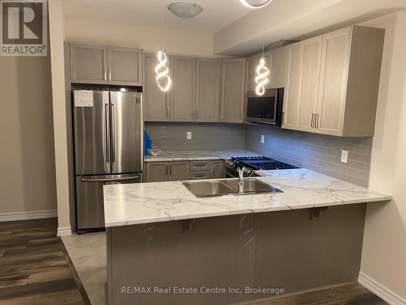 108 - 445 Ontario Street S, Milton, Ontario  L9T 9K4 - Photo 9 - W12695626