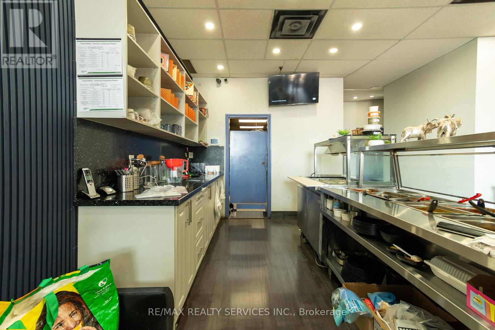 1289 Marlborough Court, Oakville, Ontario  L6H 2R9 - Photo 11 - W12533646