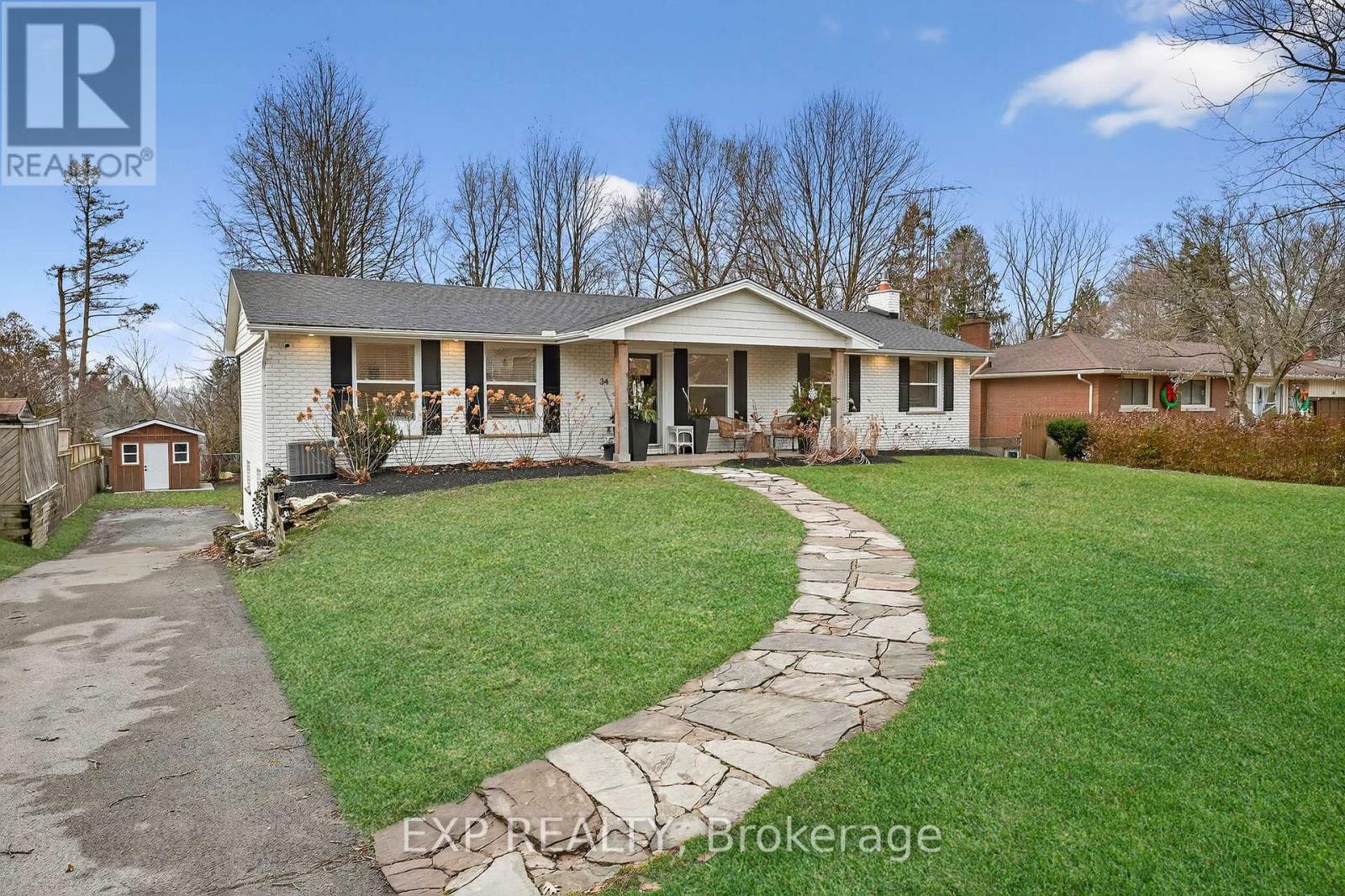 34 PANCAKE LANE, Pelham, Ontario