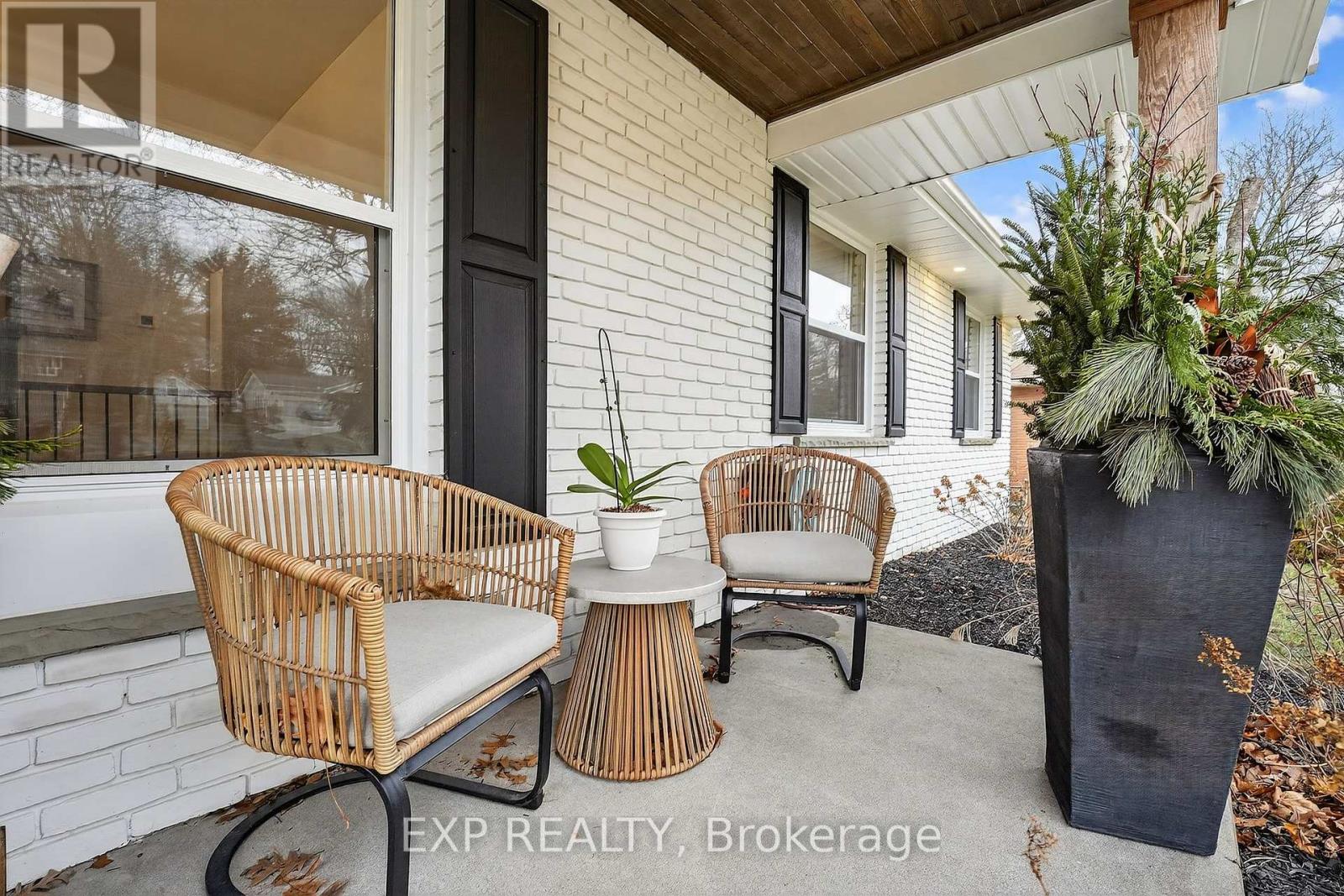 34 Pancake Lane, Pelham, Ontario  L3E 0J5 - Photo 4 - X12695598