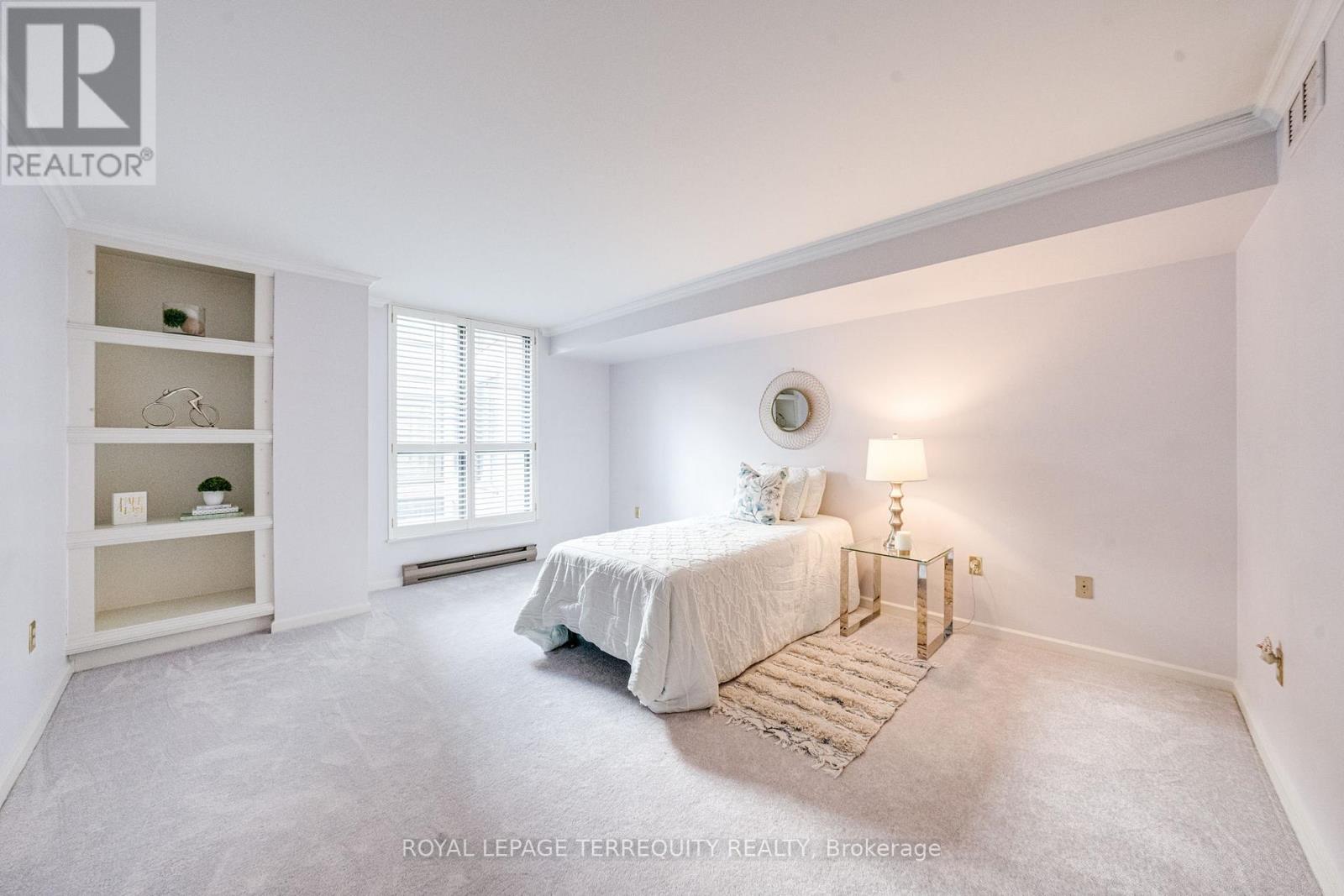 310 - 80 Front Street E, Toronto, Ontario  M5E 1T4 - Photo 14 - C12674290