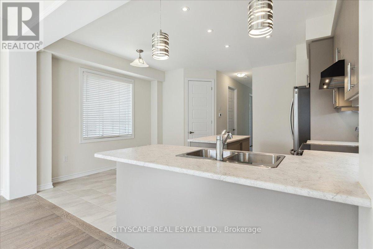 50 Whithorn Crescent, Haldimand, Ontario  N3W 0E5 - Photo 15 - X12592622