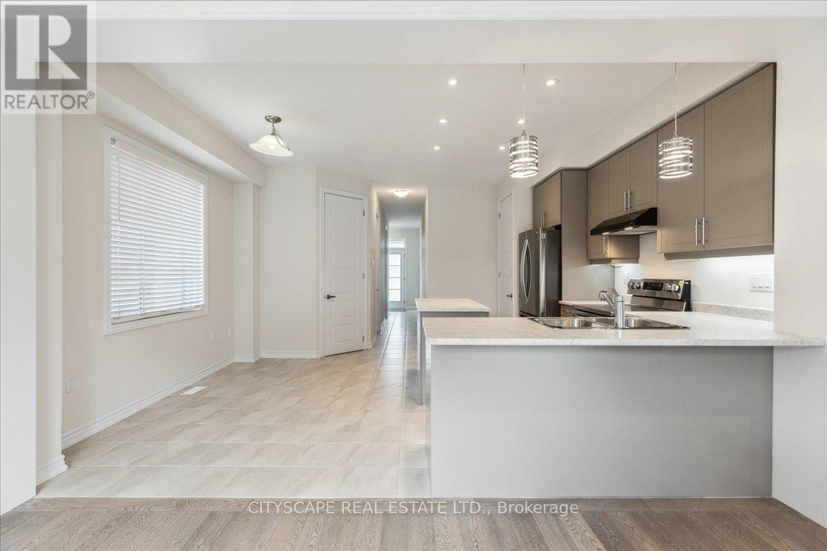 50 Whithorn Crescent, Haldimand, Ontario  N3W 0E5 - Photo 14 - X12592622