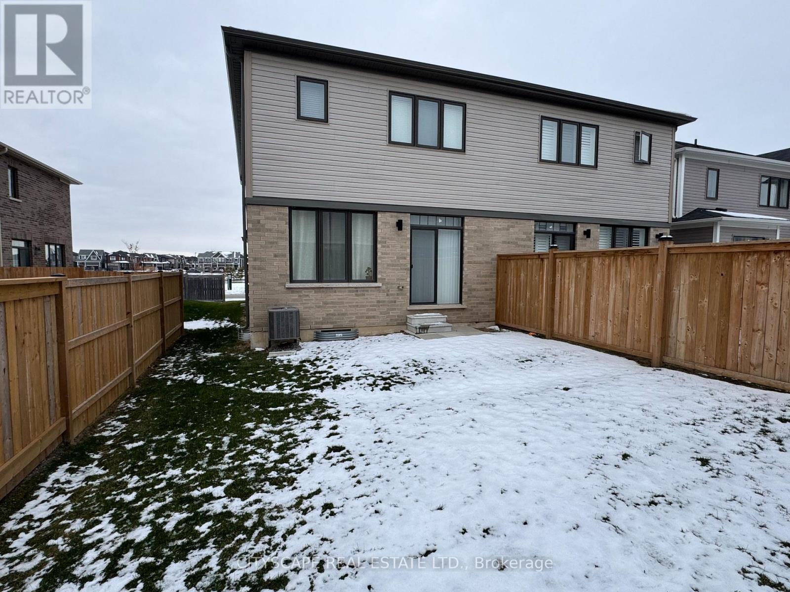 50 Whithorn Crescent, Haldimand, Ontario  N3W 0E5 - Photo 35 - X12592622