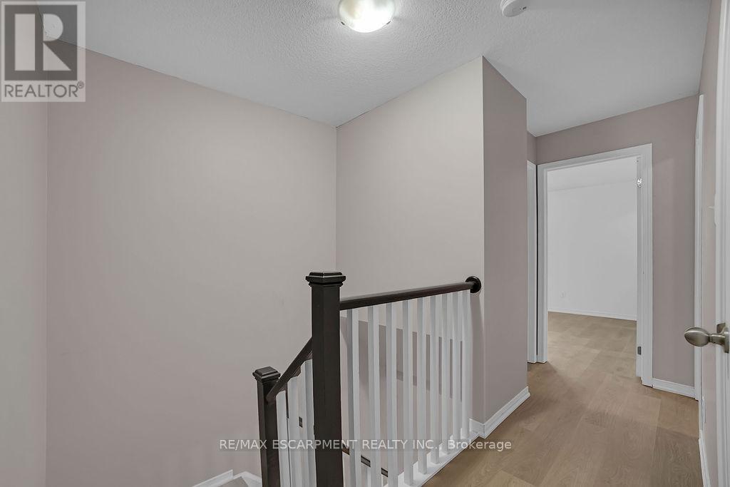 19 - 1328 Upper Sherman Avenue, Hamilton, Ontario  L8W 1C2 - Photo 16 - X12693882