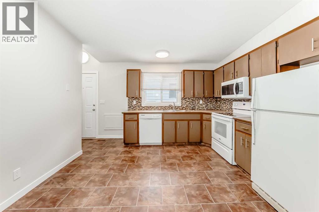 6527 58 Street Nw, Calgary, Alberta  T3A 2A4 - Photo 9 - A2278799