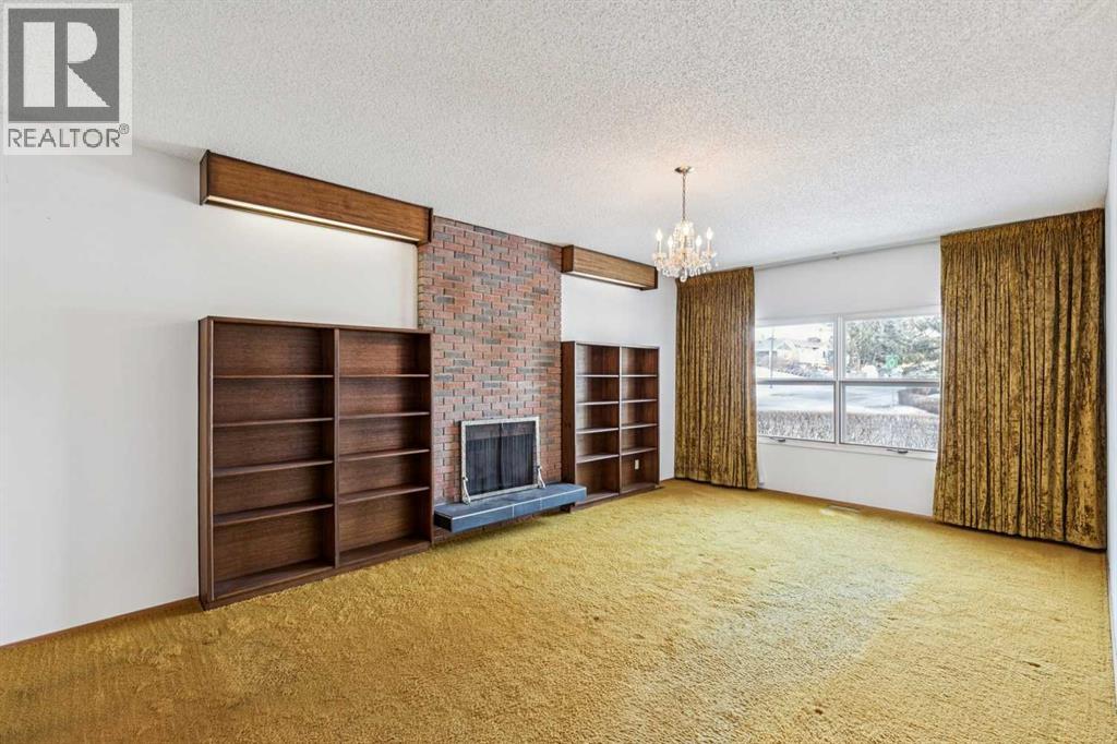 272 Thames Close Nw, Calgary, Alberta  T2K 5N4 - Photo 4 - A2277610