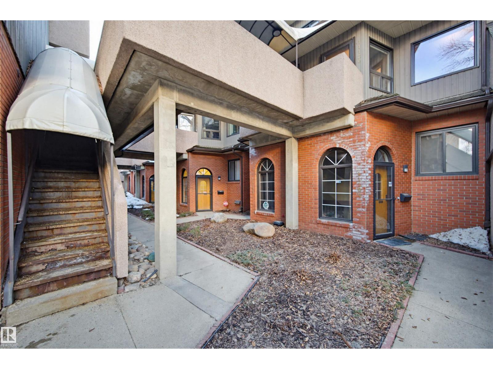 11108 83 Av Nw Nw, Edmonton, Alberta  T6G 0V1 - Photo 5 - E4469974