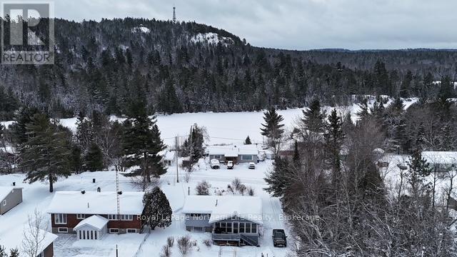 50 O'connor Drive, Temagami, Ontario  P0H 2H0 - Photo 35 - X12695614