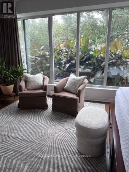 207 - 360 Bloor Street E, Toronto, Ontario  M4W 3M3 - Photo 2 - C12695474