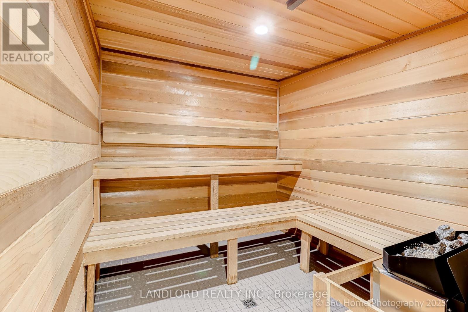 207 - 360 Bloor Street E, Toronto, Ontario  M4W 3M3 - Photo 32 - C12695474