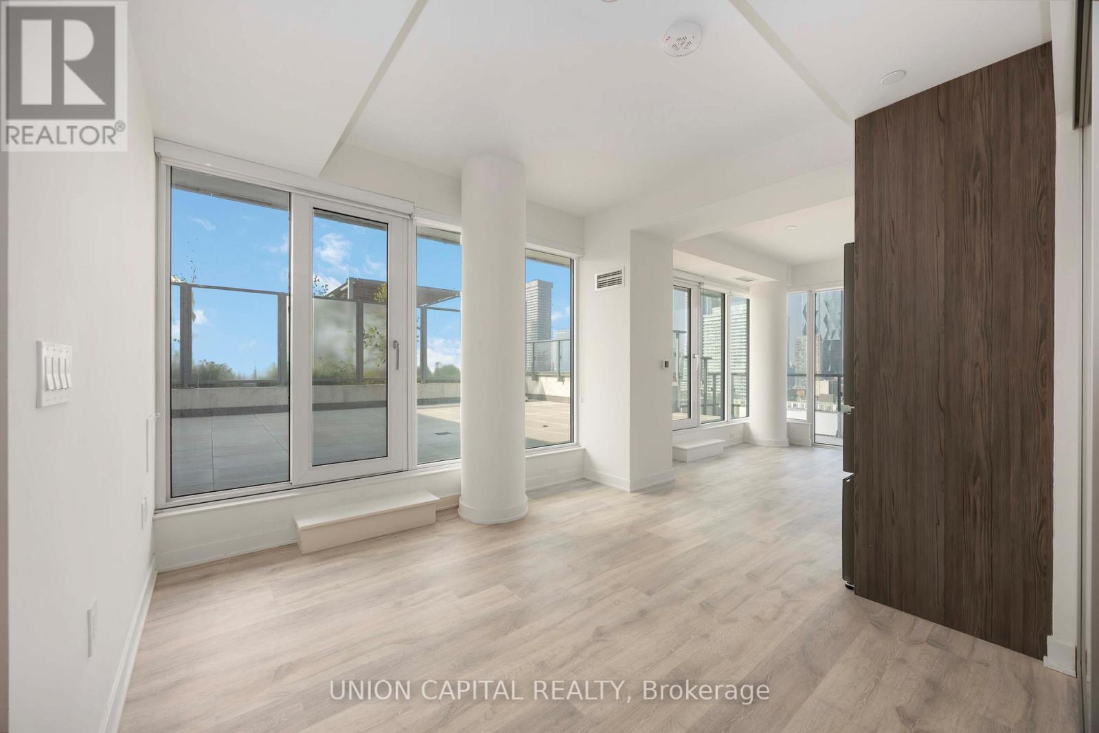 1647 - 121 Lower Sherbourne Street, Toronto, Ontario  M5A 0W8 - Photo 10 - C12695574