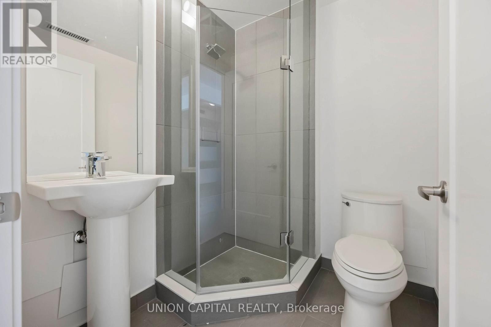 1647 - 121 Lower Sherbourne Street, Toronto, Ontario  M5A 0W8 - Photo 22 - C12695574