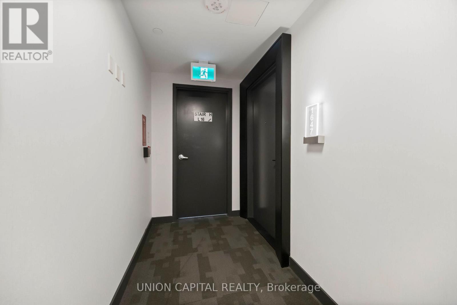 1647 - 121 Lower Sherbourne Street, Toronto, Ontario  M5A 0W8 - Photo 4 - C12695574