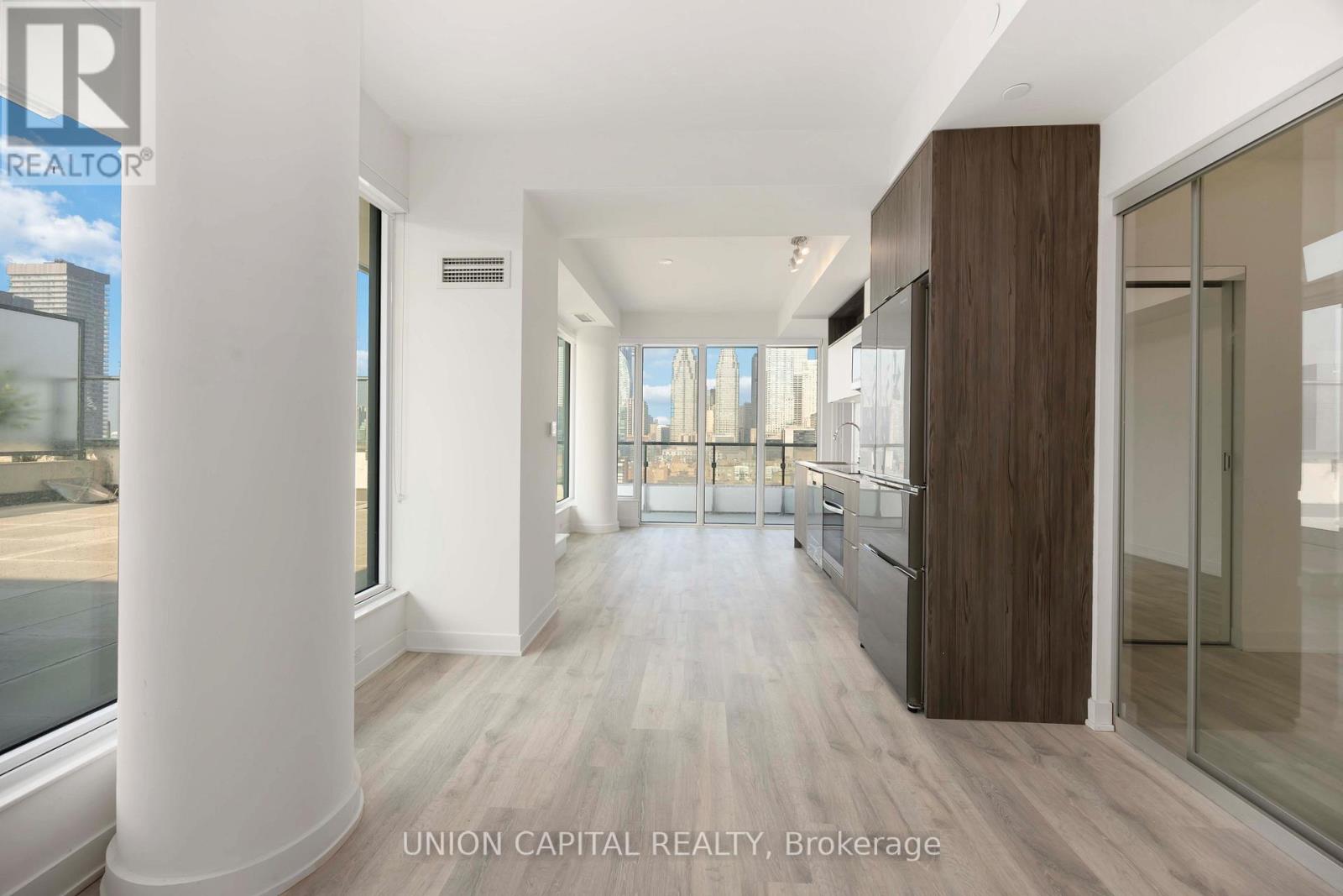 1647 - 121 Lower Sherbourne Street, Toronto, Ontario  M5A 0W8 - Photo 6 - C12695574