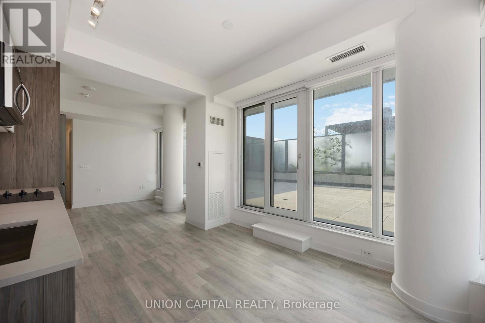 1647 - 121 Lower Sherbourne Street, Toronto, Ontario  M5A 0W8 - Photo 9 - C12695574